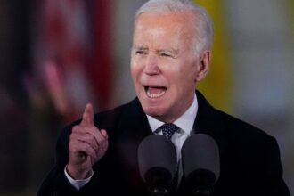 Biden speaks in Poland, backs Ukraine in Russia war