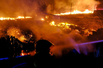 Chile Wildfires Leave 13 Dead