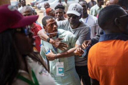 NigeriaDecides2023: Nigerians go to the polls in tense presidential election