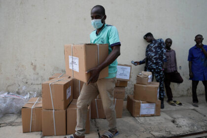 Nigerian Politician Arrested With Nearly $500,000 on Eve of Election, Police Say