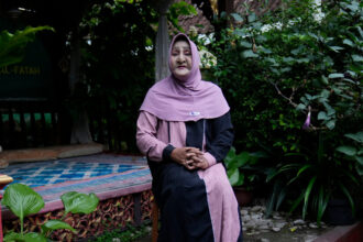 Shinta Ratri, Fighter for Transgender Rights in Indonesia, Dies at 60