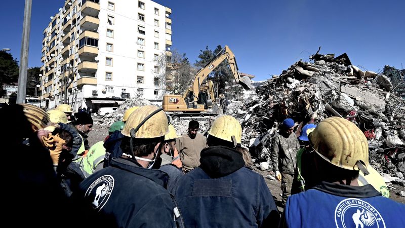 Turkey-Syria earthquake: Turkish channels call Aleyna Ölmez "miracle girl" who was rescued alive 248 hours after quake