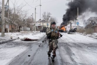 Ukraine: Medical aid workers describe deadly missile strike in Bakhmut