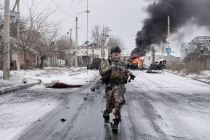 Ukraine: Medical aid workers describe deadly missile strike in Bakhmut