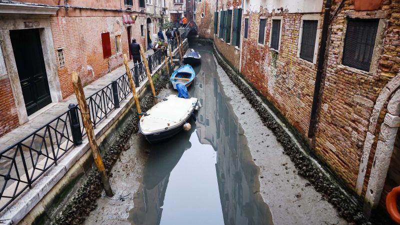 Venice canals run dry amid fears Italy faces another drought