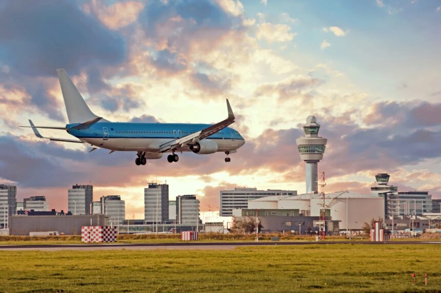 airplane landing