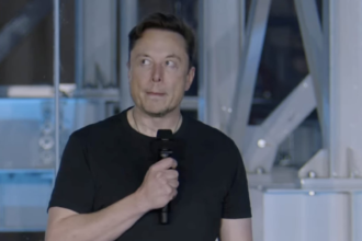 Elon Musk publicly questions laid-off Twitter employee