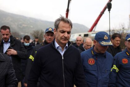 Greece train crash: PM Kyriakos Mitsotakis apologizes over tragedy