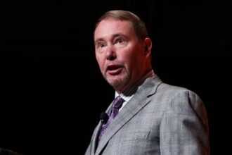 Gundlach says Fed will hike rate next week to save face, but shouldn't