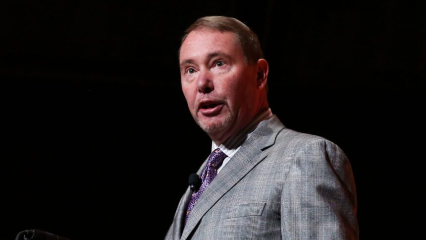 Gundlach says Fed will hike rate next week to save face, but shouldn't