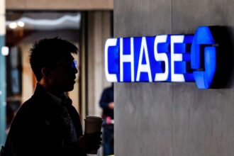 JPMorgan Chase buys fintech Aumni in push to serve venture capital