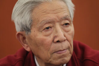 Jiang Yanyong, Who Helped Expose China’s SARS Crisis, Dies at 91