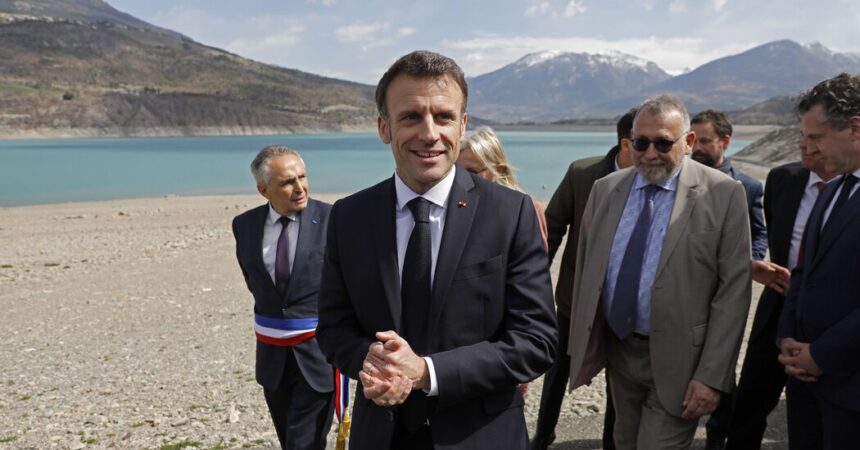 Macron, Trying to Move Past Pension Fury, Announces Water Plan