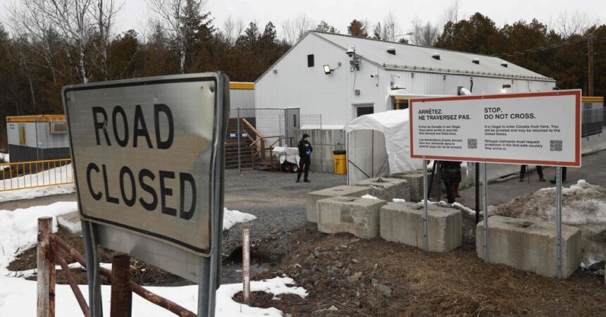 Migrants on Foot Make Last Dash Into Canada Before Rules Tighten