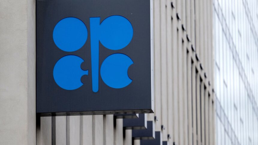 Oil prices volatile on report UAE is considering leaving OPEC