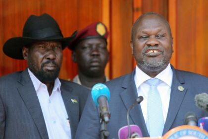 SOUTH SUDAN : Kiir and Machar's battle for control of army behind defence minister sacking