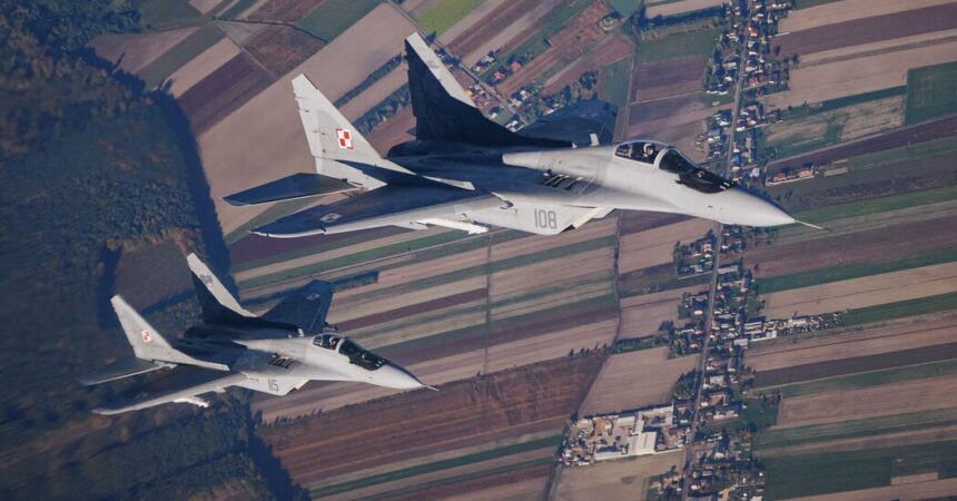 Slovakia Follows Poland in Pledging to Send Jets to Ukraine