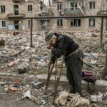 Some Ukrainians Refuse to Leave Avdiivka Despite Russian Bombardment