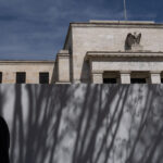 The Fed’s Unpleasant Choice - The New York Times