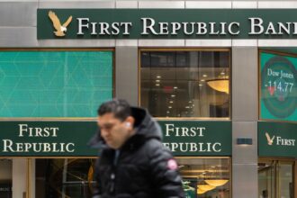 Wall Street rides to the rescue as 11 banks pledge First Republic $30 billion in deposits