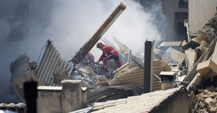 Building Collapses in Marseille After Explosion