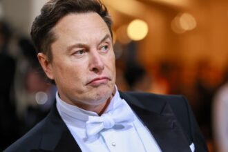 Elon Musk had a rough week across Tesla, Twitter and SpaceX