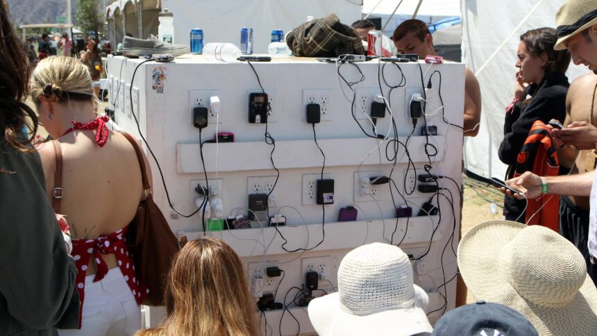 FBI says you shouldn't use public phone charging stations