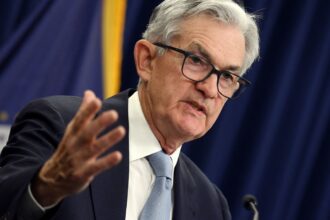 Fed expects banking crisis to cause a recession this year, minutes show