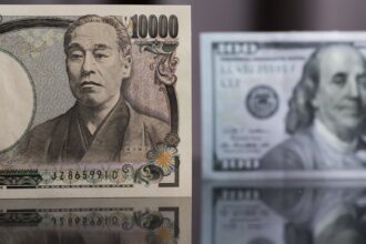 Japan yen could hit 120 this year, Nomura says