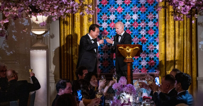 President of South Korea Sings ‘American Pie’ at State Dinner