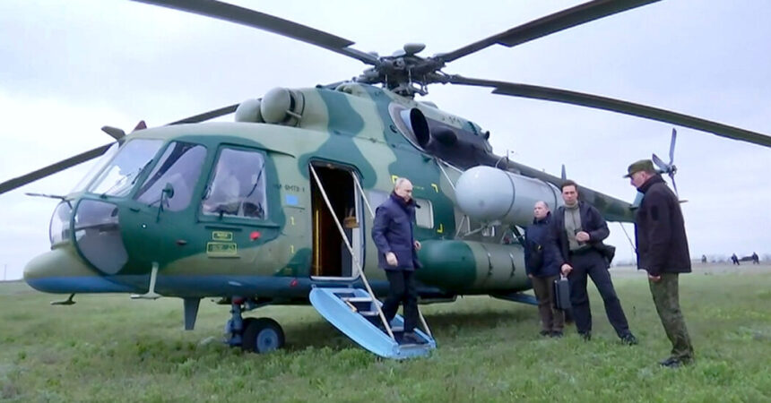 Putin Visits Kherson, Near Front Line of War