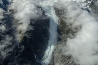 'Shocked' by the loss: Scientists sound the alarm on New Zealand's melting glaciers