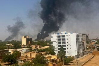 Sudan fighting: Clashes continue for third day, with nearly 100 dead