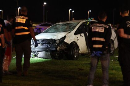Tel Aviv car-ramming attack: Italian tourist killed and seven injured