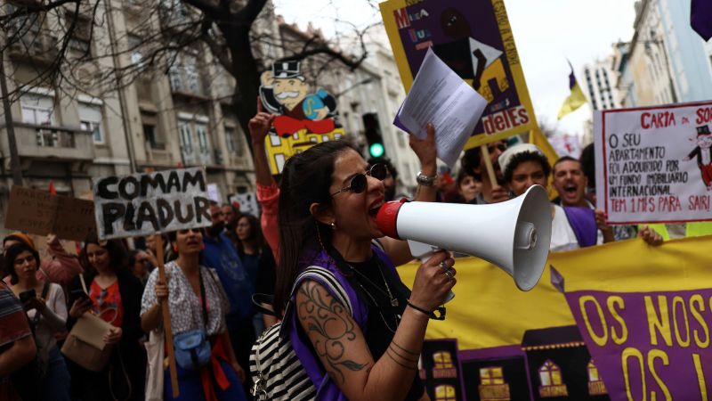 Thousands protest in Portugal over 'huge' housing crisis