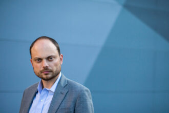 Who Is Vladimir Kara-Murza, Russian Opposition Activist?