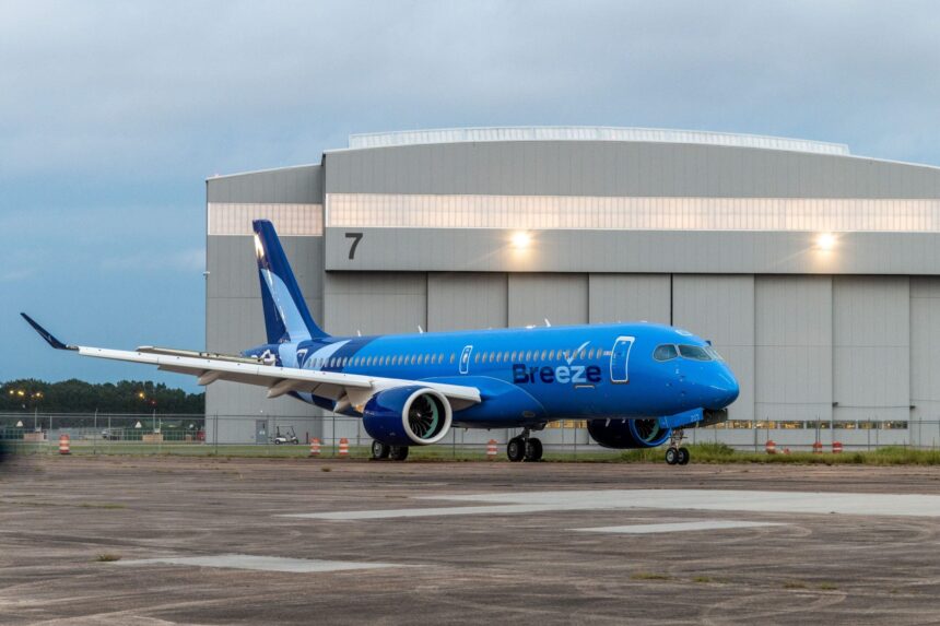 Breeze Airways Airbus A220