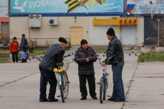 Confusion in Ukraine’s Zaporizhzhia Region as Russia Issues Evacuation Order