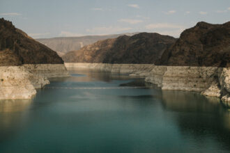 Deal Is Reached to Keep Colorado River From Going Dry, for Now