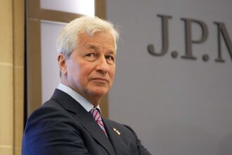 JPMorgan CEO Jamie Dimon says Jeffrey Epstein could have been booted