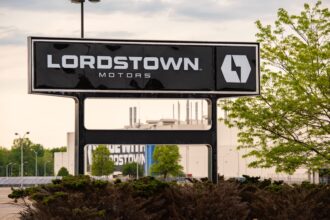 Lordstown Motors warns of bankruptcy after Foxconn funding deal falters