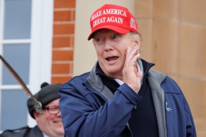 Trump endorses debt ceiling default