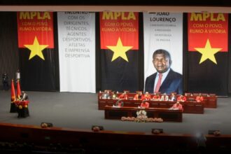 ANGOLA : MPLA bigwigs behind Hipergesta diamond empire