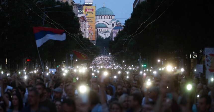 Anti-Government Protests in Serbia Grow in Size