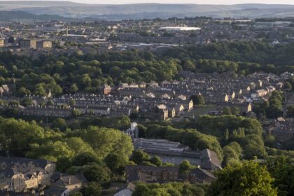 Brits are facing a major mortgage crisis as lending rates soar