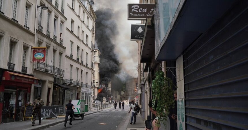 Dozens Injured in Central Paris Explosion