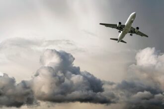 Here's what you need to know about flying in turbulence