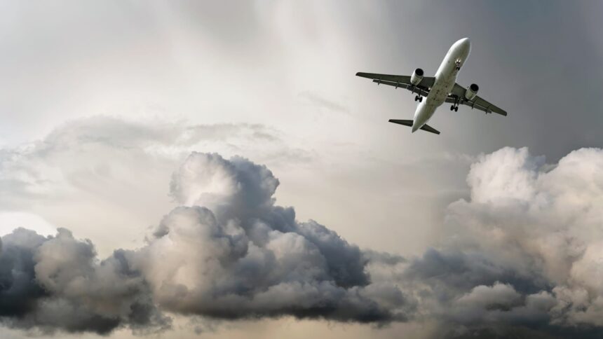 Here's what you need to know about flying in turbulence