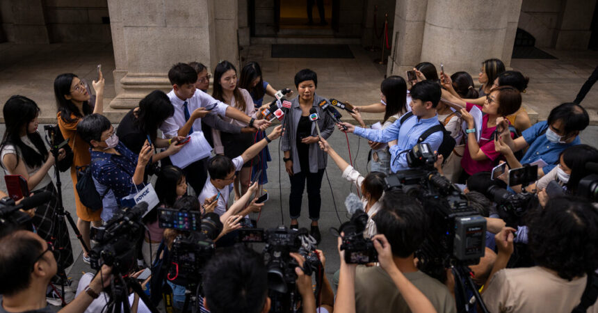 Hong Kong Court Overturns Conviction of Journalist Bao Choy