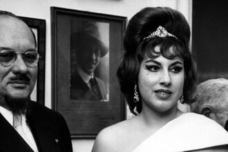 Irma Capece Minutolo, Opera Singer and Partner to Exiled King, Dies at 87